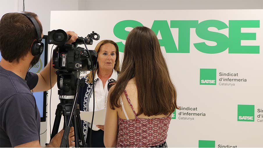 Representante de SATSE Catalunya habla con televisión